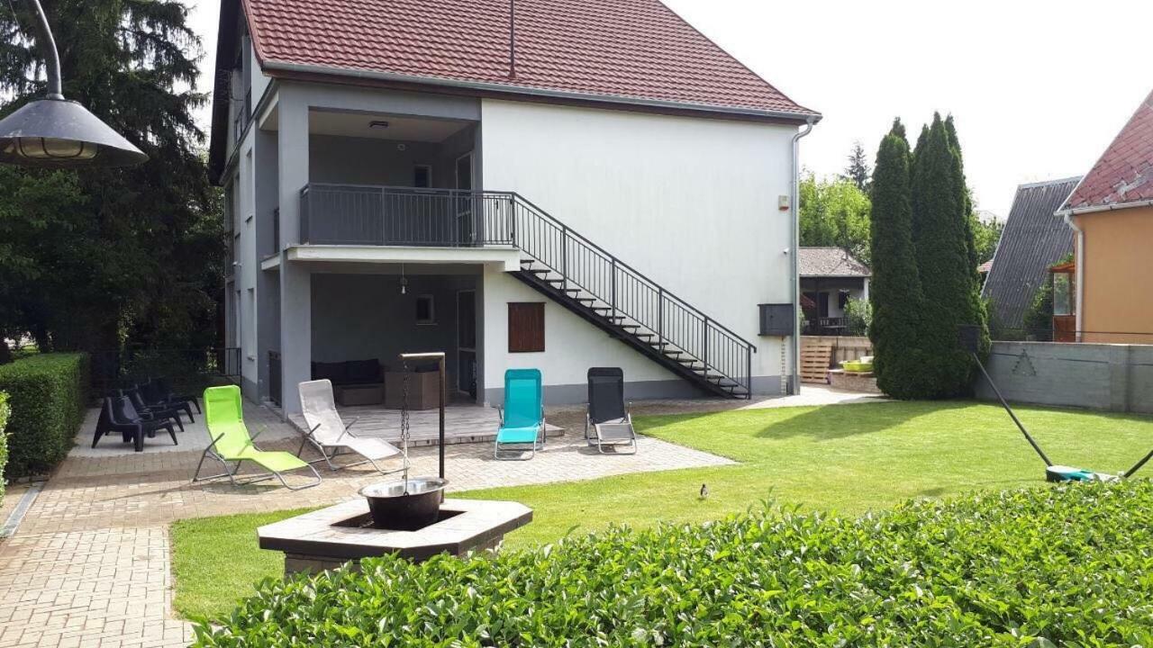 Mihi Apartman Balatonvilágos Εξωτερικό φωτογραφία